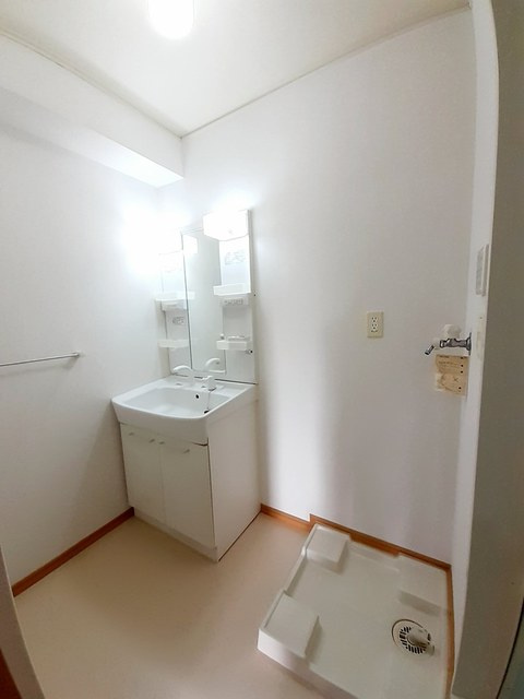 ウエストコートⅡ番館の洗面所