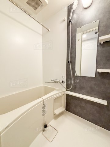S-RESIDENCE六ツ門abreastIIの浴室|浴室乾燥機付きのお風呂です♪
