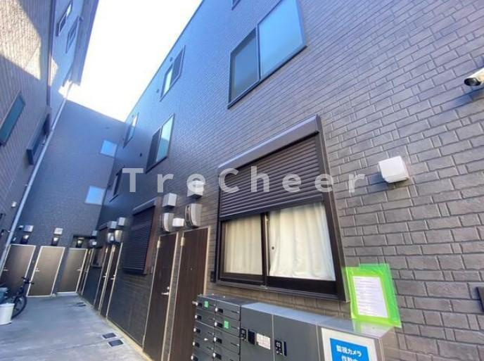 フォンス目白のエントランス