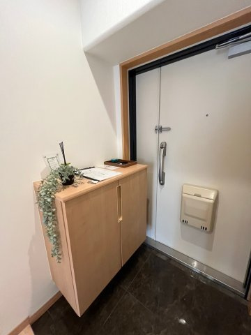 シャルム堺の玄関|シンプルで使いやすい玄関です