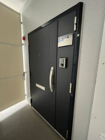 シャルム堺の玄関|きれいな玄関です