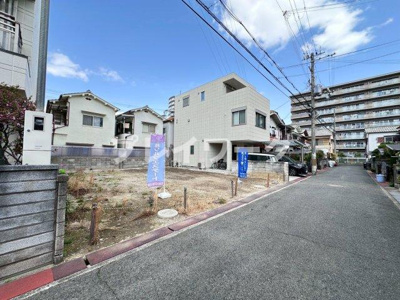 【前面道路含む現地写真】 | 旭小・土地24.3坪・建築条件なし・更地渡し・泉大津市池浦町1丁目 | 前面道路含む現地写真です