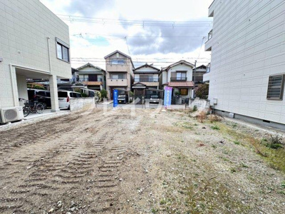 【前面道路含む現地写真】 | 旭小・土地24.3坪・建築条件なし・更地渡し・泉大津市池浦町1丁目 | 前面道路含む現地写真です
