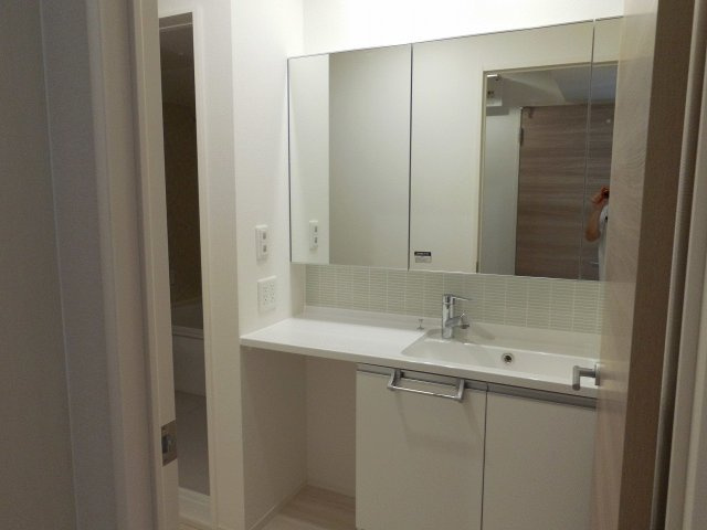 D-roomル・シャン・ドゥ・フルールの洗面所