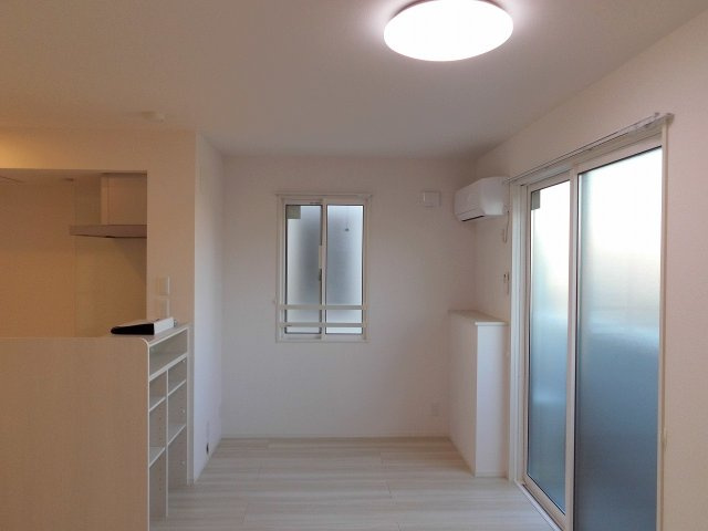 D-roomル・シャン・ドゥ・フルールの居間・リビング