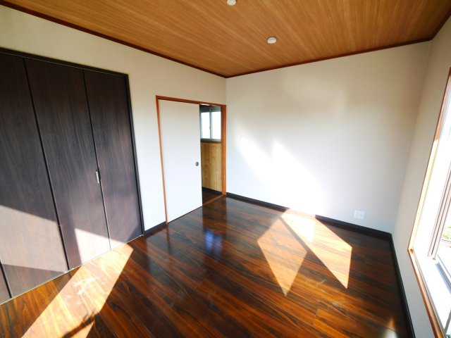 長生郡睦沢町川島　中古戸建の洋室|令和6年7月内外装リフォーム済み 敷地約102坪 ３LDK  システムキッチン・ユニットバス