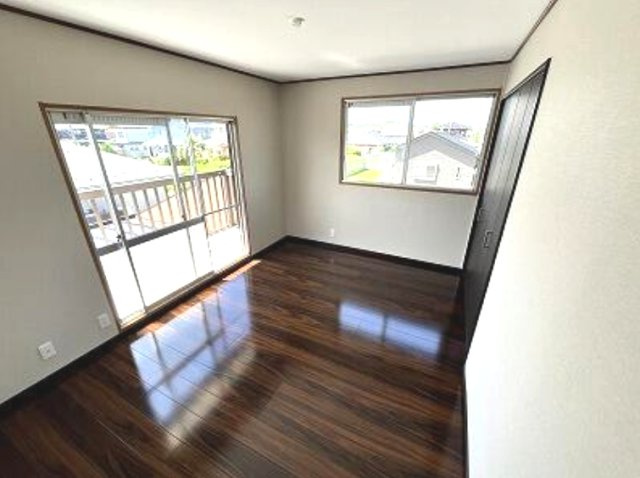 長生郡睦沢町川島　中古戸建の洋室|令和6年7月内外装リフォーム済み 敷地約102坪 ３LDK  システムキッチン・ユニットバス