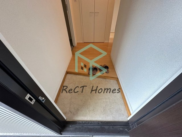 ウェル・エンジュの玄関