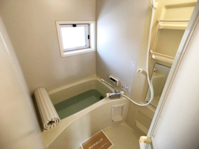 オーシャンソレイユ Ｄの浴室|浴室