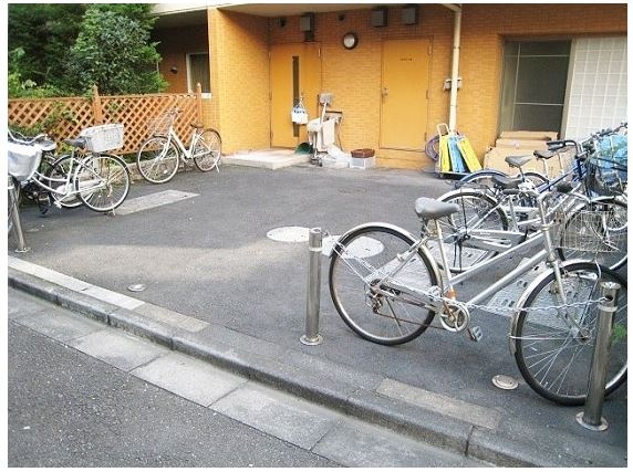 メゾン・ド・ヴィレ市ヶ谷のその他共用部分|駐輪スペース