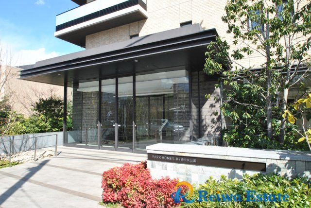 パークホームズ茅ヶ崎中央公園のエントランス