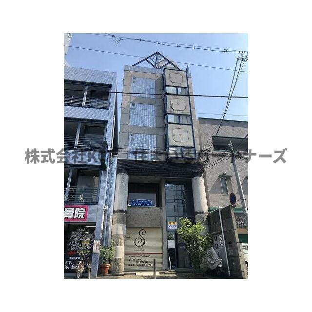 トランプヒルズのエントランス|建物の内部です