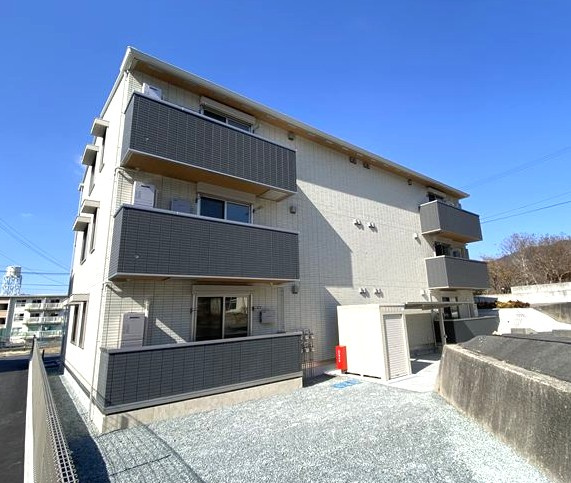 ゼフィール飯田