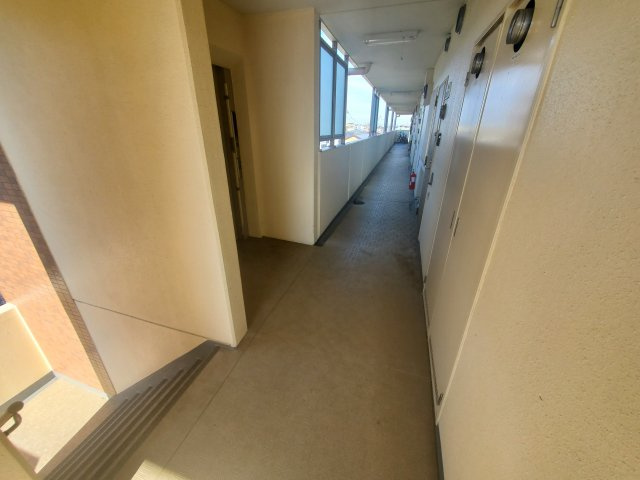 ファインパーク春日部のロビー