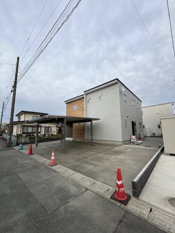 山形市蔵王成沢字向久保田2170-9【B】の前面道路含む現地写真|カーポート、土間コン施工