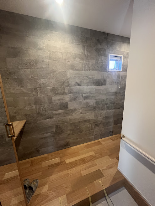 山形市蔵王成沢字向久保田2170-9【B】のキッチン|12/1撮影
広々としたリビング