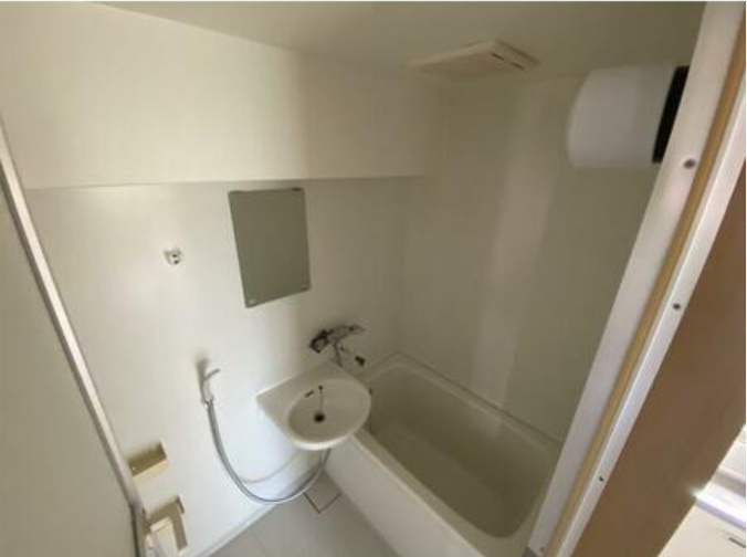 230セゾン立花の浴室