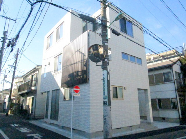 シモキタキタハウスの外観|耐震構造の旭化成へーベルメゾン