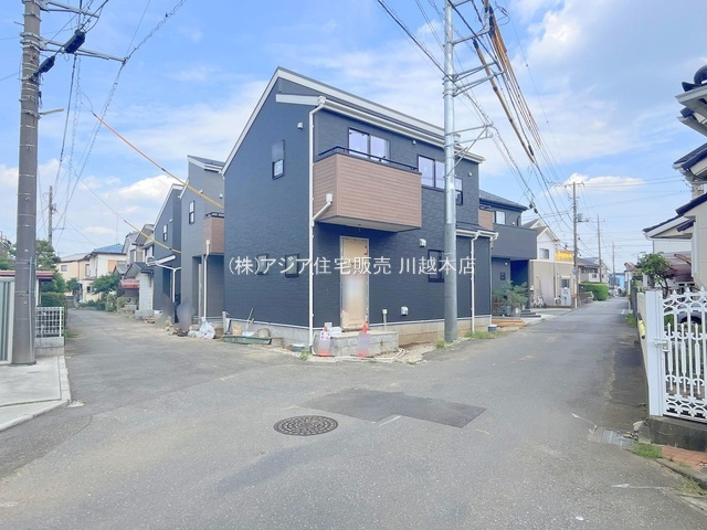 月々６万円台～　新築戸建　川越市砂新田第7の前面道路含む現地写真|1号棟　お車の出し入れもラクラクです♪