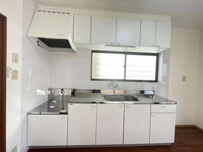 【キッチン】 | 高知市高須1丁目　戸建て2棟　収益物件 | キッチン