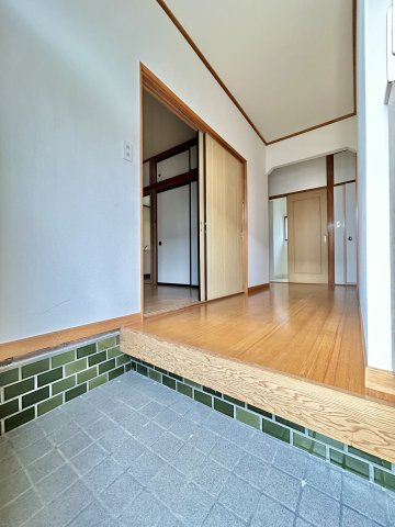 【中古戸建】高崎市棟高町の玄関|■玄関