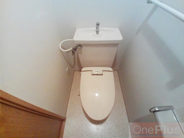 アプリーレ北青木のトイレ