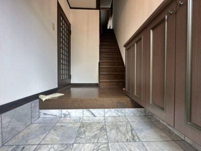 【玄関】 | 深沢町1丁目貸家