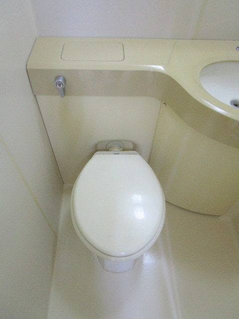 宮内商事ビルのトイレ