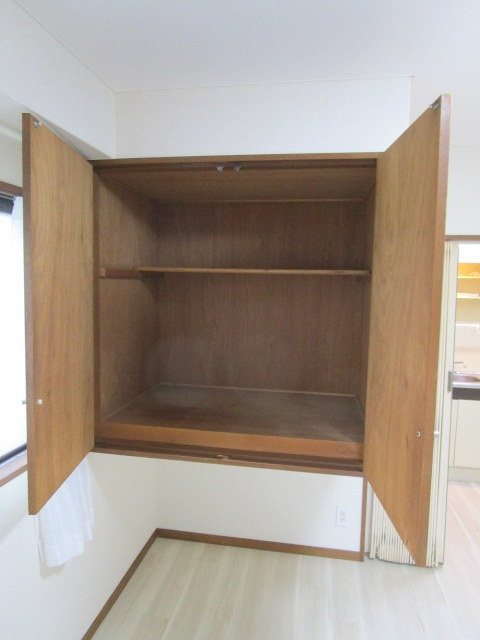 宮内商事ビルの収納