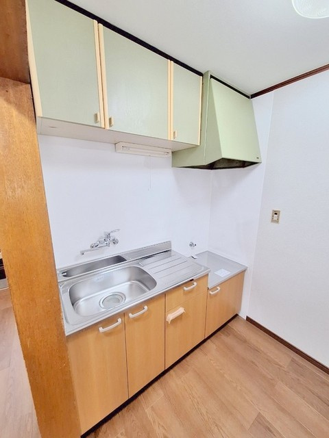 第２コーポ松坂のキッチン|★収納付きキッチン★