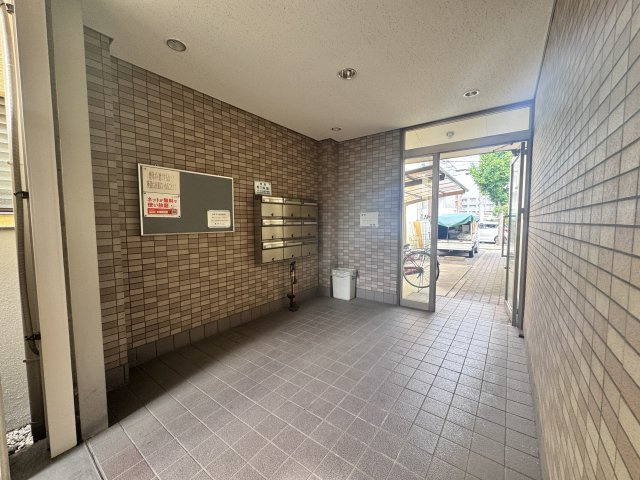 シェリーカラーのロビー