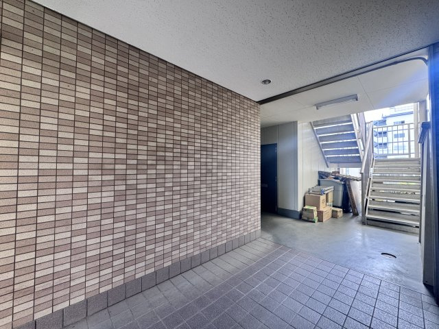 シェリーカラーのロビー