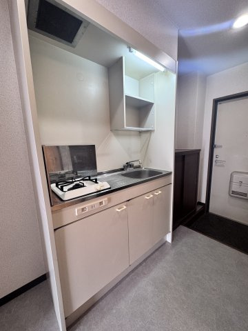 シェリーカラーのキッチン