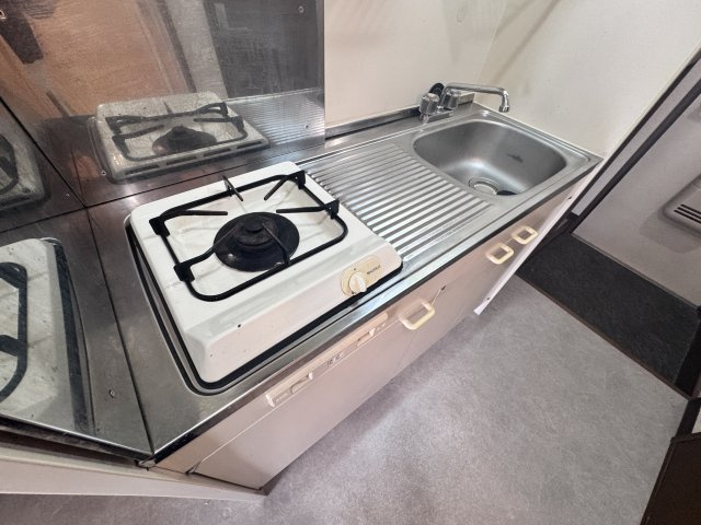 シェリーカラーの設備|1口ガスコンロ付きキッチン