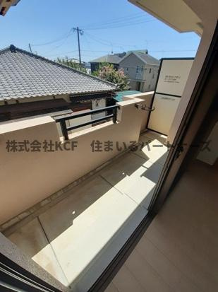 ユウメイトビルのバルコニー|バルコニーからの眺めを楽しみながら食事をしませんか