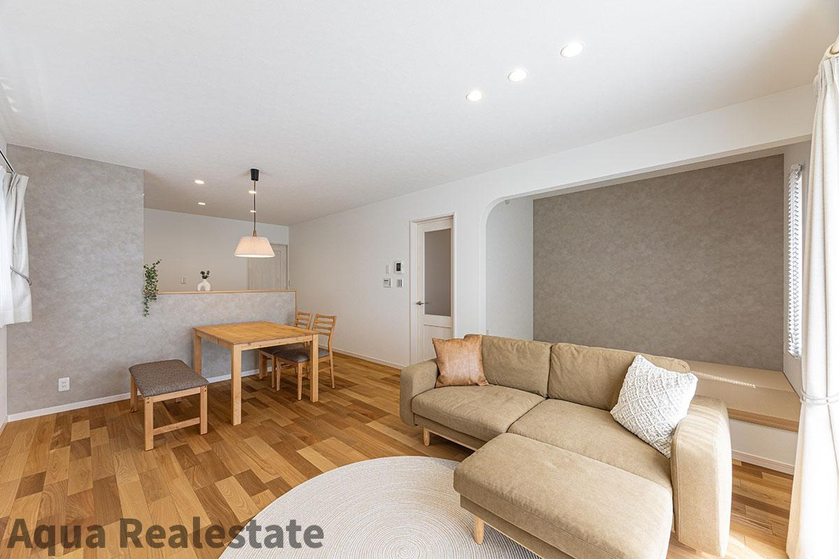 木田郡三木町大字下高岡の新築一戸建の居間・リビング