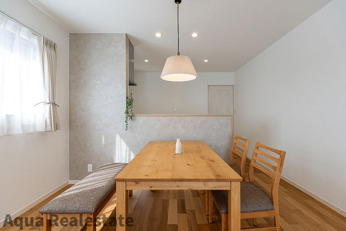 木田郡三木町大字下高岡の新築一戸建の居間・リビング