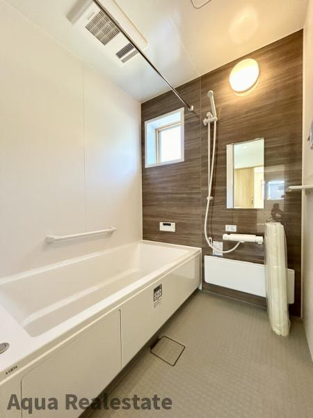 綾歌郡宇多津町　新築戸建ての浴室