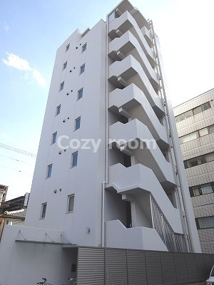 【外観】 | FONTE DELL ACQUA 江坂 | お洒落な外観