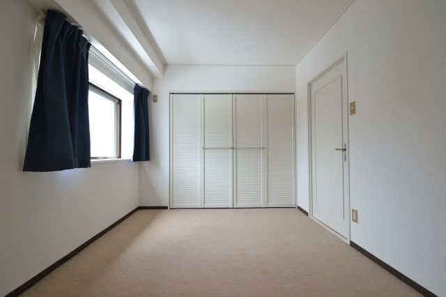 トーカンキャステール山本通の居間・リビング