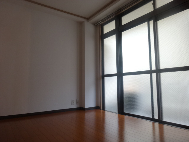 梅本マンションの居間・リビング
