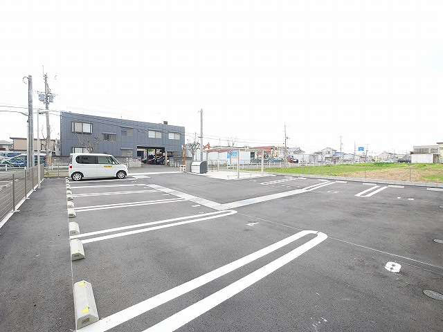 アクアポルタの駐車場|駐車場に車を止められます