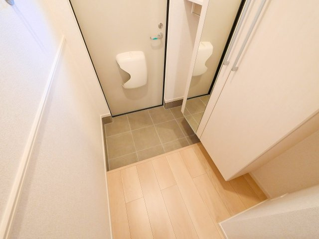 マホラの玄関|明るい玄関です