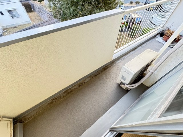 公団狭山住宅22号棟のバルコニー