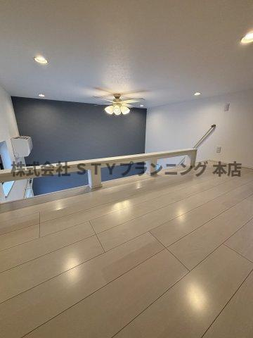 仲介手数料０円！Globe amaranth庄内通の洋室