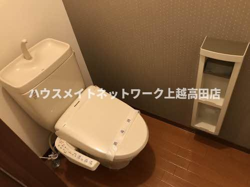 クローバーのトイレ|温水洗浄暖房便座
