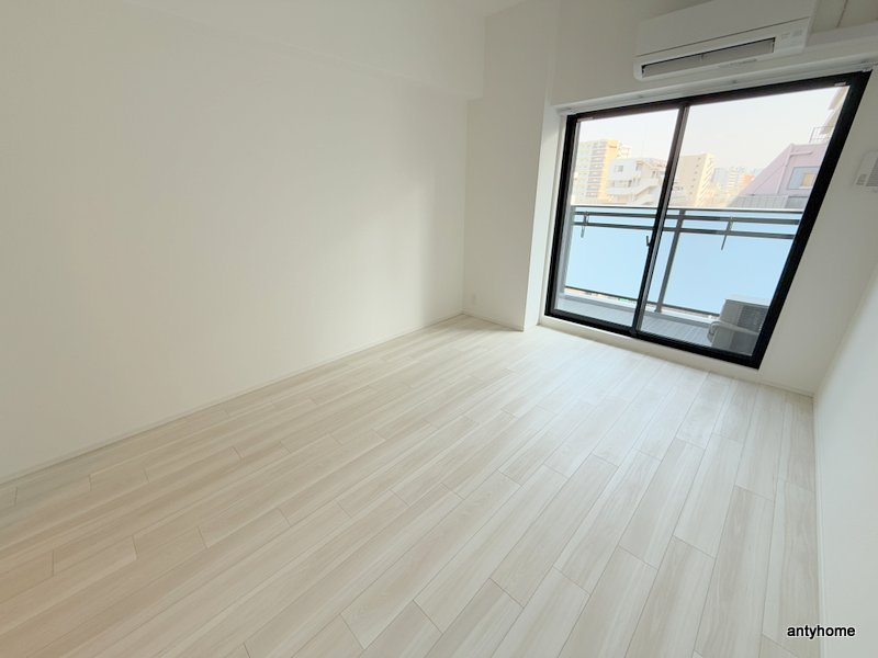 S-RESIDENCE難波大国町domina　仲介手数料無料の居間・リビング