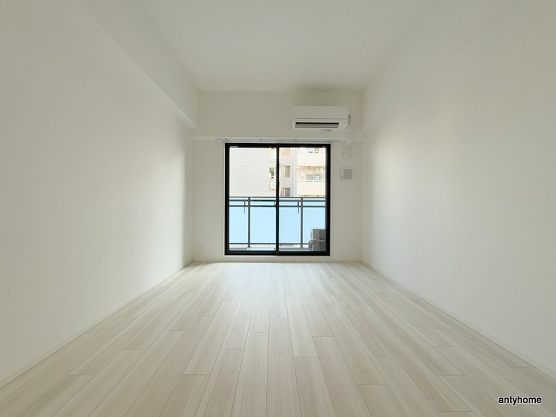 S-RESIDENCE難波大国町domina　仲介手数料無料の居間・リビング