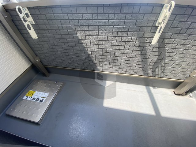 クリエオーレ吉田下島のバルコニー