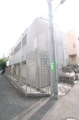 ◆南新宿駅まで徒歩６分の好立地◆